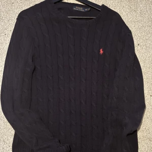 Ralph lauren tröja  - Tröja i gott skick. Fråga gärna om fler bilder 