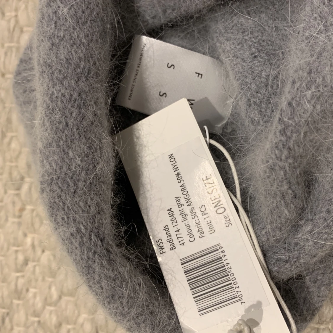 Grå ullmössa från FWSS - 91