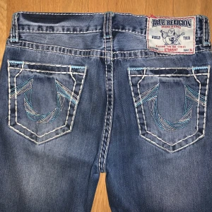 True religion jeans  - True religion jeans storlek 34, köpta på Stöld i Stockholm för ett år sedan. 