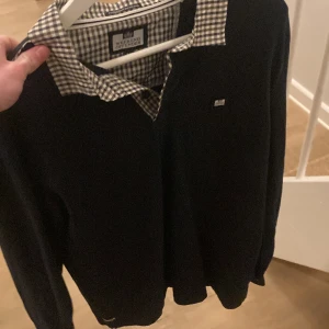 Weekend offender pike - Säljer denna riktigt snygga piken, toppen skick. Använd max 5 gånger, Den är i storlek M. Kan tänka mig Att gå ner lite i pris vid snabb affär 