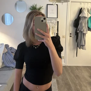 Tröja - Tröja från Zara, sitter så fint och är i storlek S