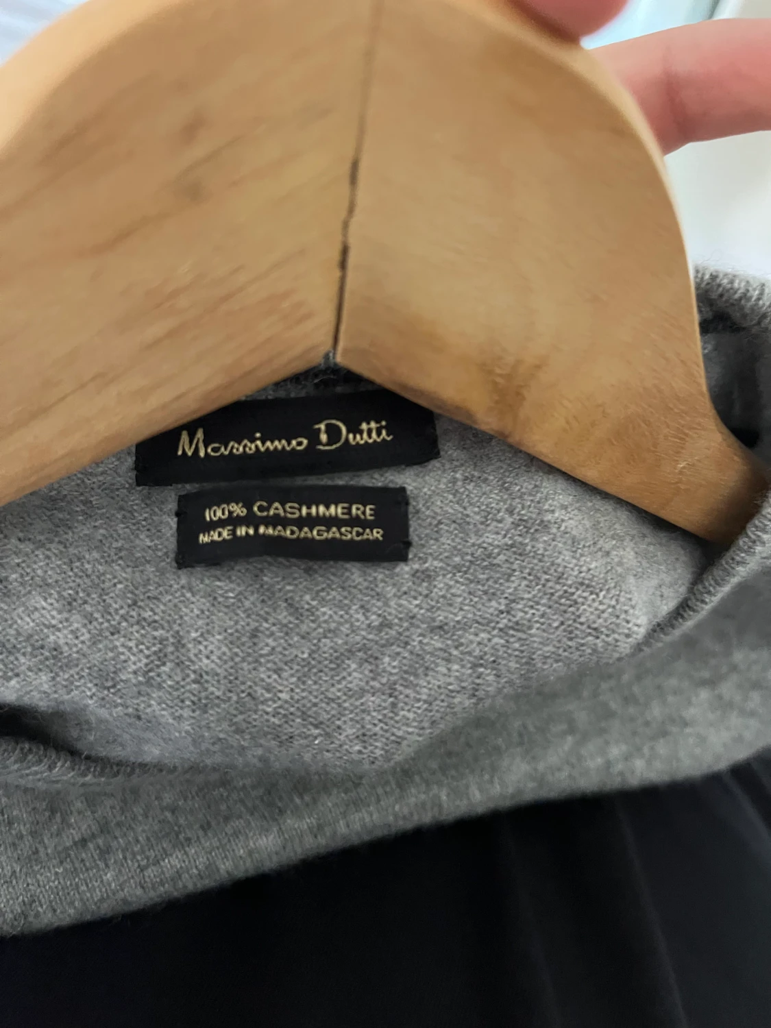 Kashmir tröja massimo dutti.  - 90