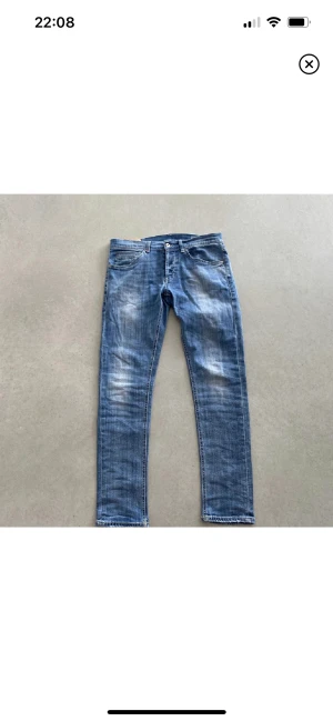 Donup Jeans  - Modell George 9/10 Shick  Nypris 2900kr 