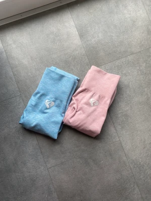 Womens best tränings tights  - Säljer dessa två tigtsen, båda är i samma modell. 1 för 100 båda för 150kr. Ordinarie ca 400 st💕