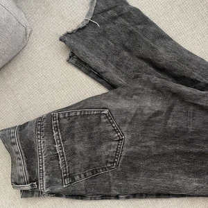 Snygga jeans! - Så snygga svarta jeans från Gina. Bra skick. 