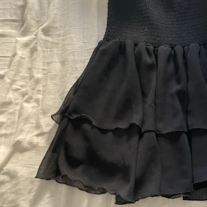 KJOL FRÅN BIKBOK - Använd men bra skick