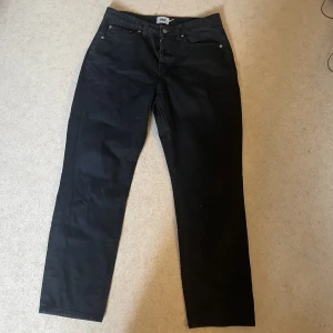 Jeans  - Jeans i storlek L från lager 157.