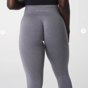 Nvgtn tights  - Använd max 3 gånger så det är väldigt fint skick!💕nypriset är 700kr 
