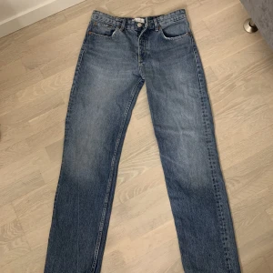 Zara jeans - Fina Zara jeans storlek 38