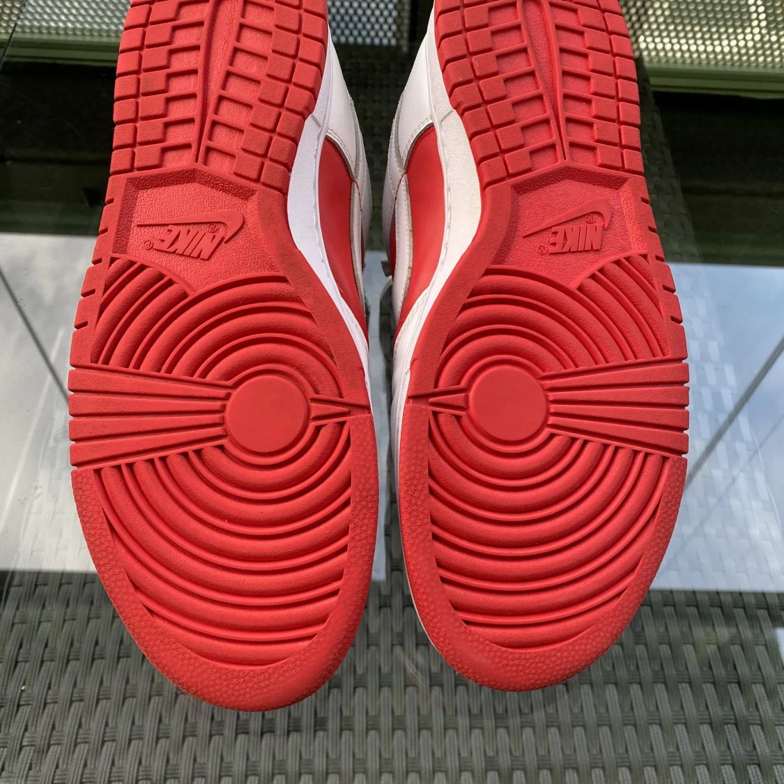 Nike dunk low championship red 2021 - 91