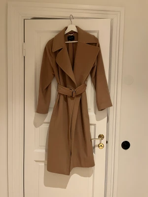 Kappa Gant  - Fin kappa från Gant i storlek XS. Kappan är som ny och använd Max 5 gånger. 