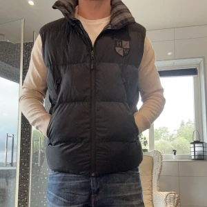 MW väst - Schysst väst från mw⭐️💫 Sittee som storlek M