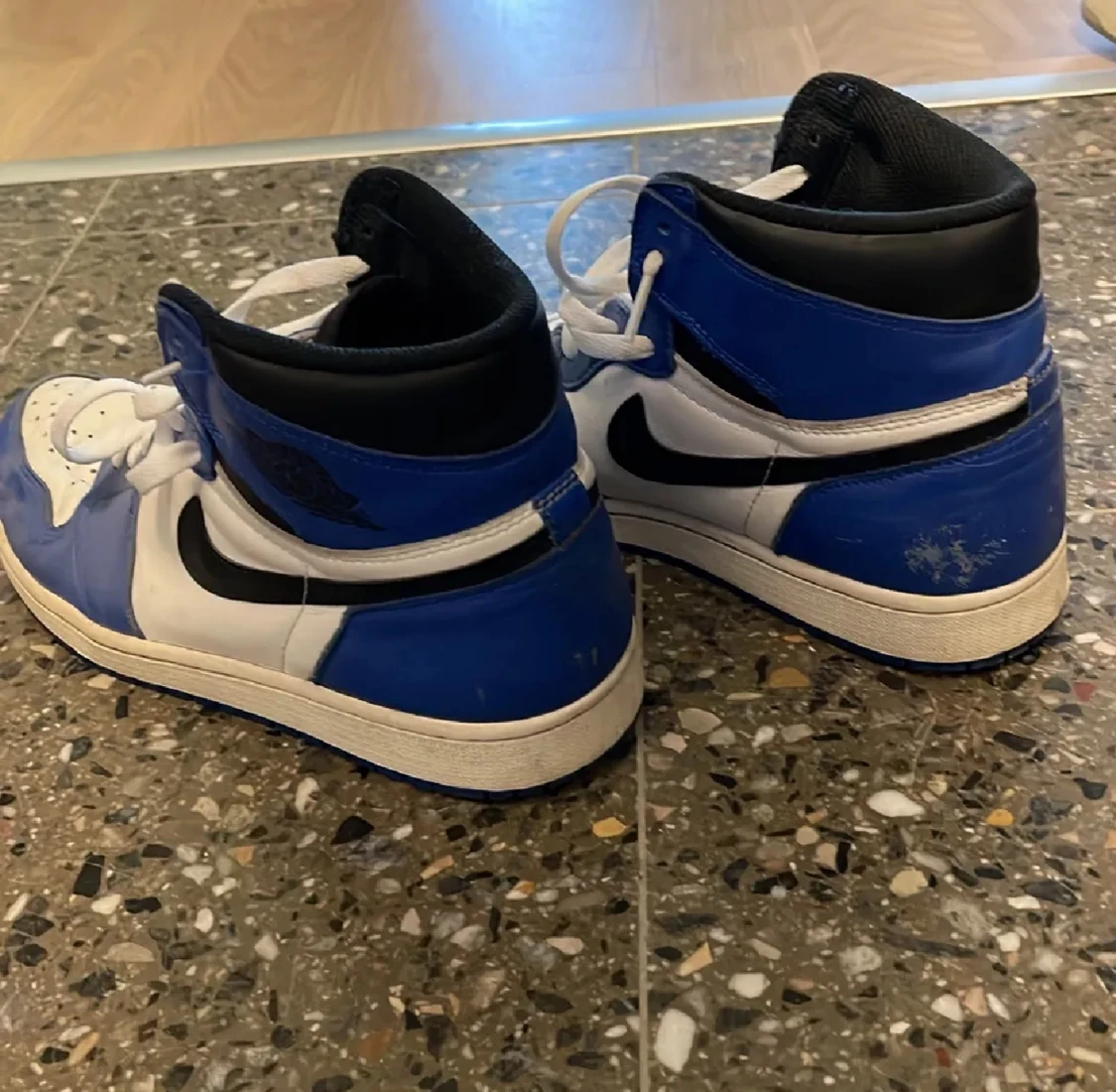 Jordan 1 retro high game royal 44.5  - 90