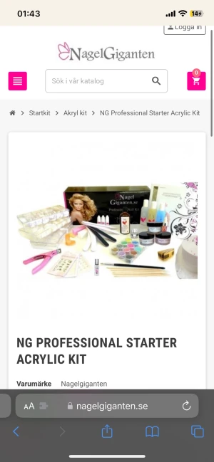 Akrylnaglar startkit - Hej fina! Säljer nu mitt akrylkit från nagelgiganten då jag insätt att jag inte har tålamod att lära mig haha! Kostar 999 på hemsidan och jag säljer för 500. Allt är sparsamt använt, akrylvätskan är det ungefär hälften kvar av.   Väldigt bra kvalitet🩷