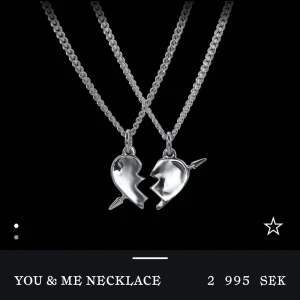 You and me neckless - Säljer nu vänstra delen av mitt halsband från Maria Nilsdotter ❤️ längd 50. TRYCK EJ PÅ KÖP DIREKT!!!