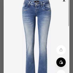 Sjukt snygga jeans från ltb som är helt slutsålda! Knappt använda utan defekter 💕 