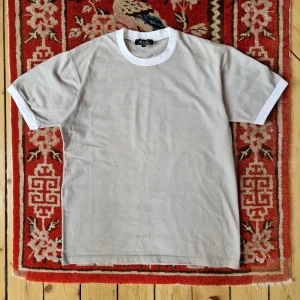 Vintage A.P.C apc tshirt - Vintage A.P.C tshirt från slutet av 90talet. Bra skick