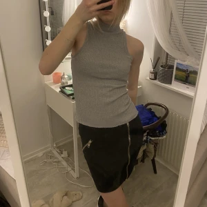 Polotopp  - Topp i jättefint skick. Storlek S. Säljer åt en kompis 💞😁