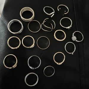 Ringar - Alla ringar för 25kr inkl frakt