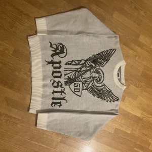50archive knitted sweater - As fet knitted sweater från 50arcive💥använd Max 3 gånger💯 ny pris 600❕❕❕tar emot byten och kan sänka pris vid snabb affär 