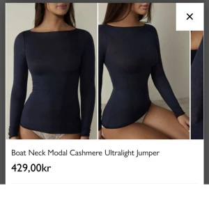 Intimissimi tröja  - Säljer min jätte fina slutsålda  intimissmi tröja i mörkblå ! Knappt använd storlek XS  köptes för 429 säljer för 299💖
