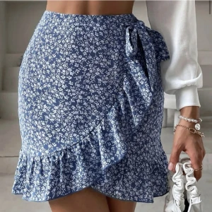 Volang kjol  - Använt 1-2 gånger 