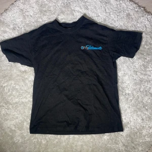 Vetements Tee - Rep OnlyVetements tee Endast testad inga flaws Pris ej hugget i sten