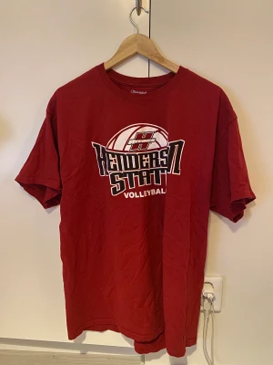 T-shirt champion - Champion t-shirt vintage. Strl xl men sitter som L