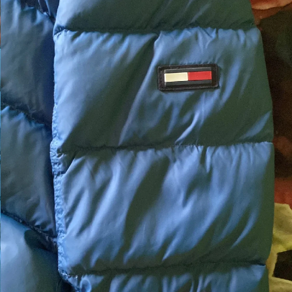 Tommy Hilfiger vinterjacka storlek M - 90