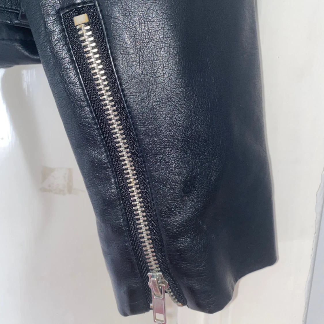 Skinnjacka stl M - 91