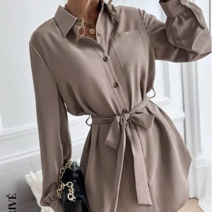 Skjorta - Superfin skjorta som aldrig använts då de inte riktigt är min stil