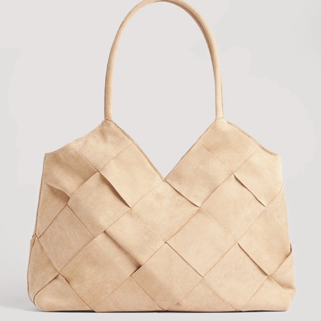 Vävd väska från NA-KD💞SLUTSÅLD