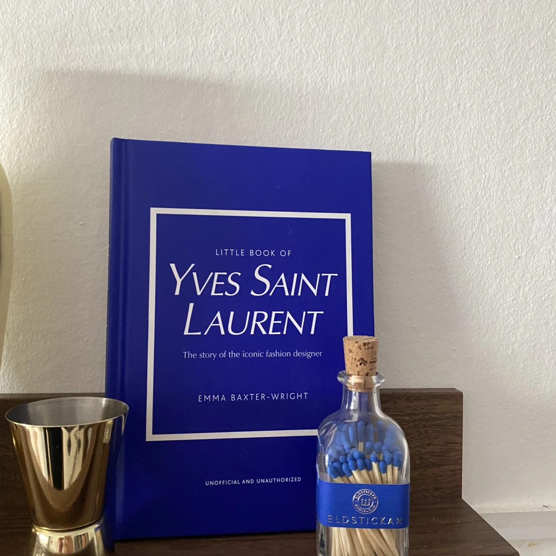 Ysl bok & eldstickan