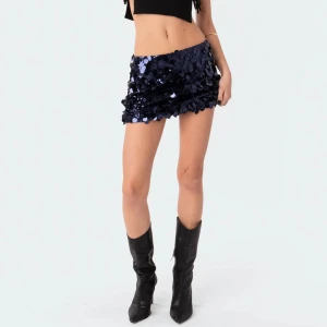 svart glitterkjol - perfekt till fest eller festival 👽👽