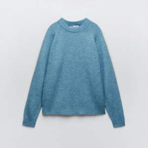 Blå wool och alpaca blend tröja från zara, använd 1 gång🩵