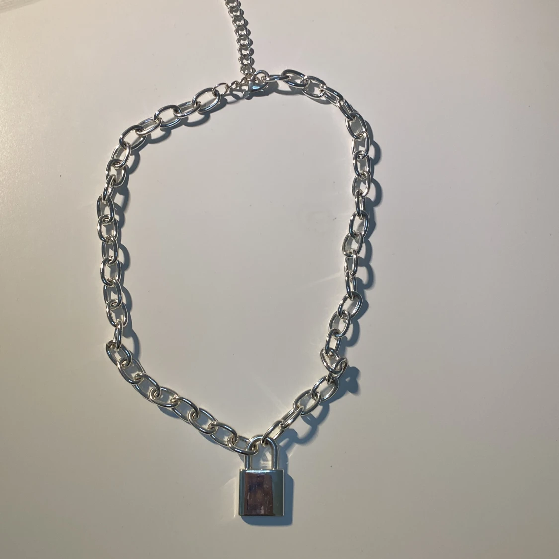 Silver chain necklace