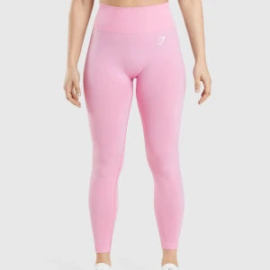 Gymshark tights - Säljer dessa i storlek XS. Använd någon enstaka gång bara, som nya. Säljer för 200kr + frakt.