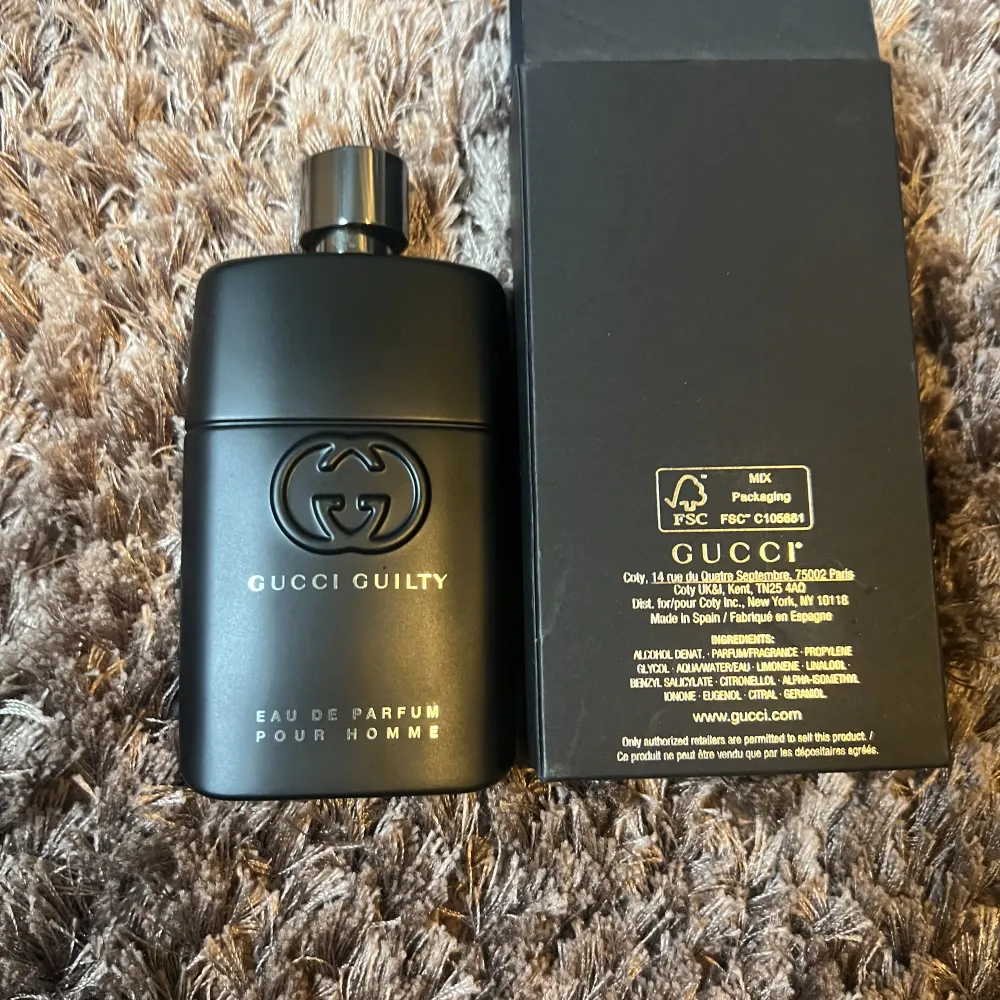 Har fått den i present den är nästan helt ny har knappt använts vill sälja pga vill köpa en annan Gucci guilty parfym 90 ML nypris:1300. Parfym.