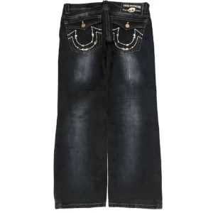 Rare trueys  - Rare true religon som ja säljer för jag knappt använder dom. (Bilderna är från förra säljaren) pris kan diskuteras 