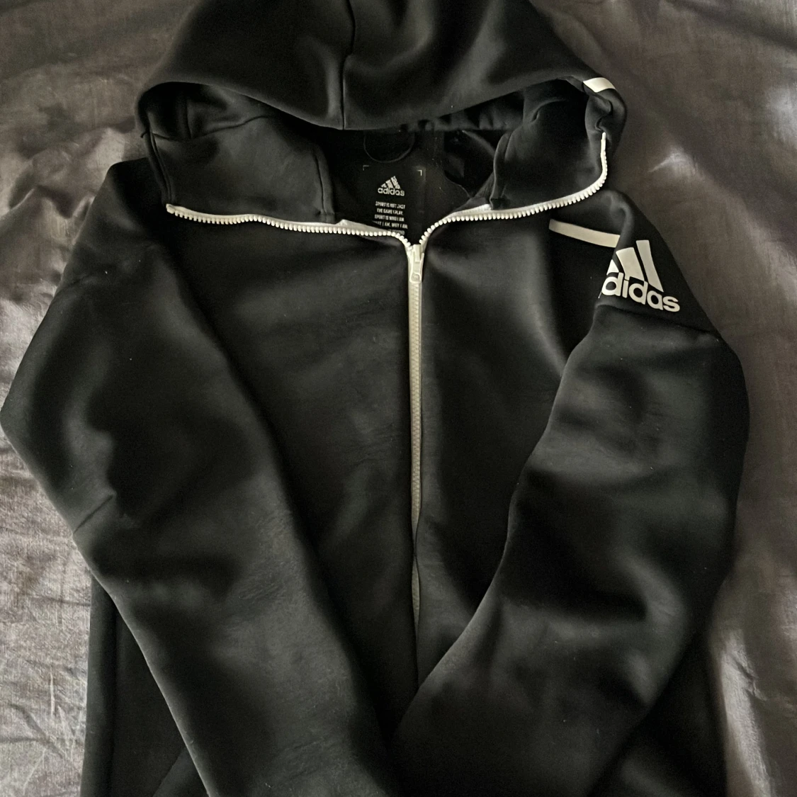 Adidas tröja 