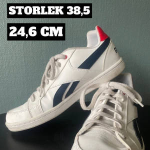 Retro Reebok - Säljer retro Reebok i storlek 38,5! Väldigt sparsamt använda, nyskick! Skickas på posten eller möts i Växjö. Köpare står för frakten.