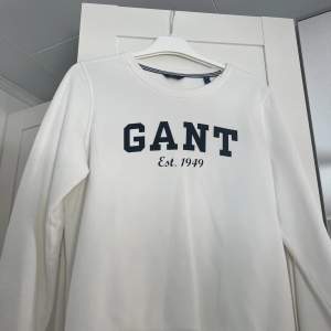 Vit Gant tröja i nytt skick, strl M, 