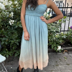 Långklänning💙 - Sååå somrig klänning💓💓