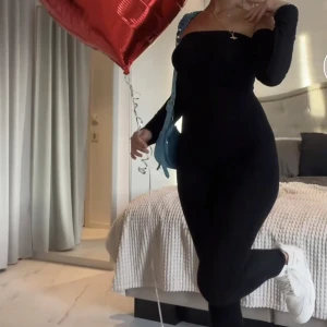 Jumpsuit - (Lånad bild) säljer denna älskade jumpsuiten💗