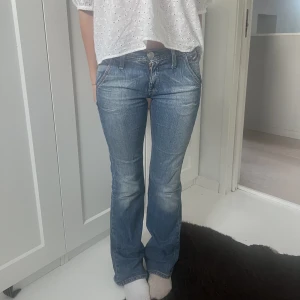 Jeans  - Jättesnygga jeans💕