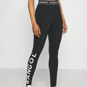 Kangol leggings - Använt väldigt få gånger. För stora för mig. Men sååå skönt och mjukt tyg. Inte genomskinliga. Frakt 66 kr :)