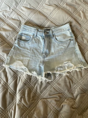 Jeans shorts - Ett par jeans short😊