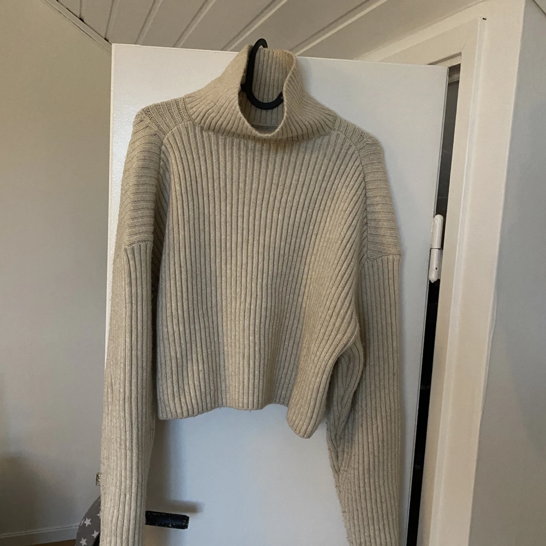 Virkad ljusrosa tröja