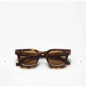 Chimi 04- Tortois - Chimi 04- tortois. Haft dem under kort tid och inte använt mycket. Skriv om ni vill ha flera bilder på dess skick!💕