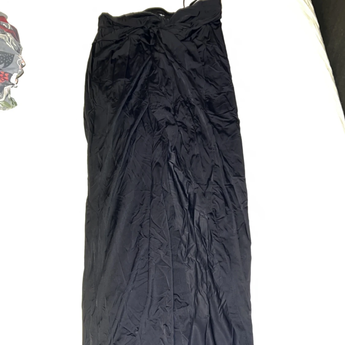 Långkjol med slits  - 90